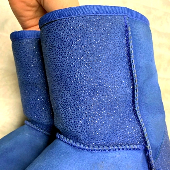 UGG size 3/5 Serein Short Blue Boots - Picture 5 of 6